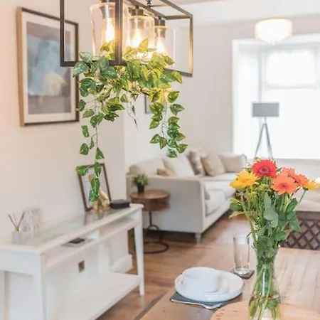 Luxury Townhouse In