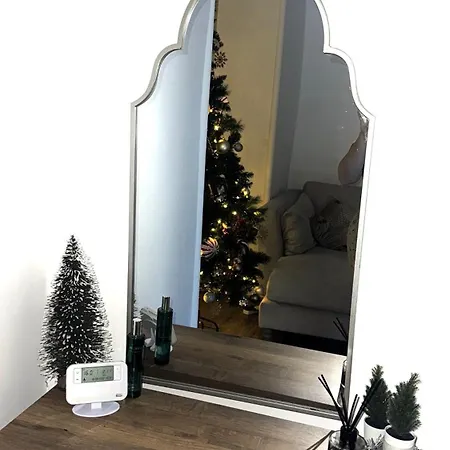 Luxury Townhouse In Semesterbostad Workington