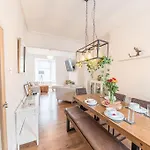 Luxury Townhouse In * Workington